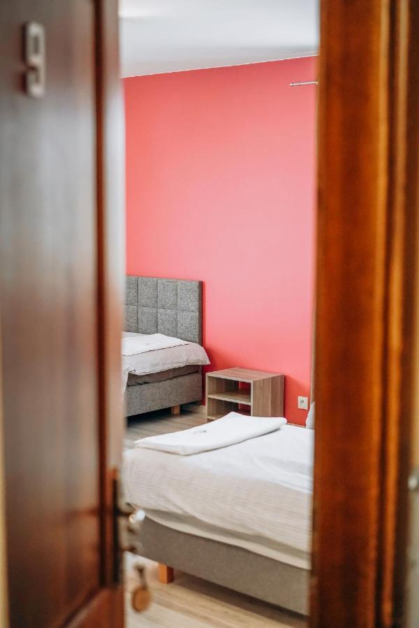 Redwood Hostel Lublin Exterior foto